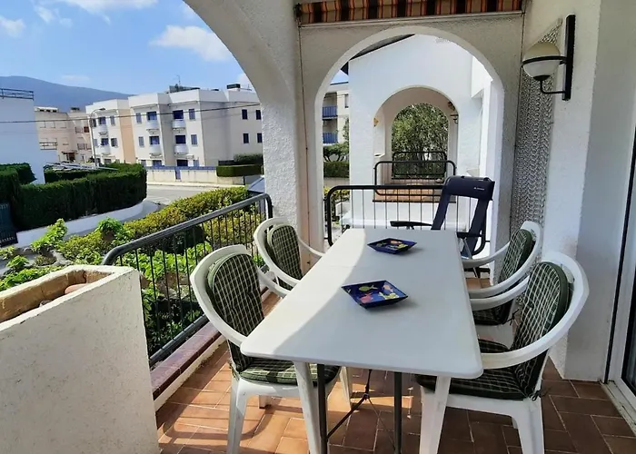 Espacioso En Cerca De La Playa Con Terraza Y Acepta Mascotas - Es-170-39 * Llançà